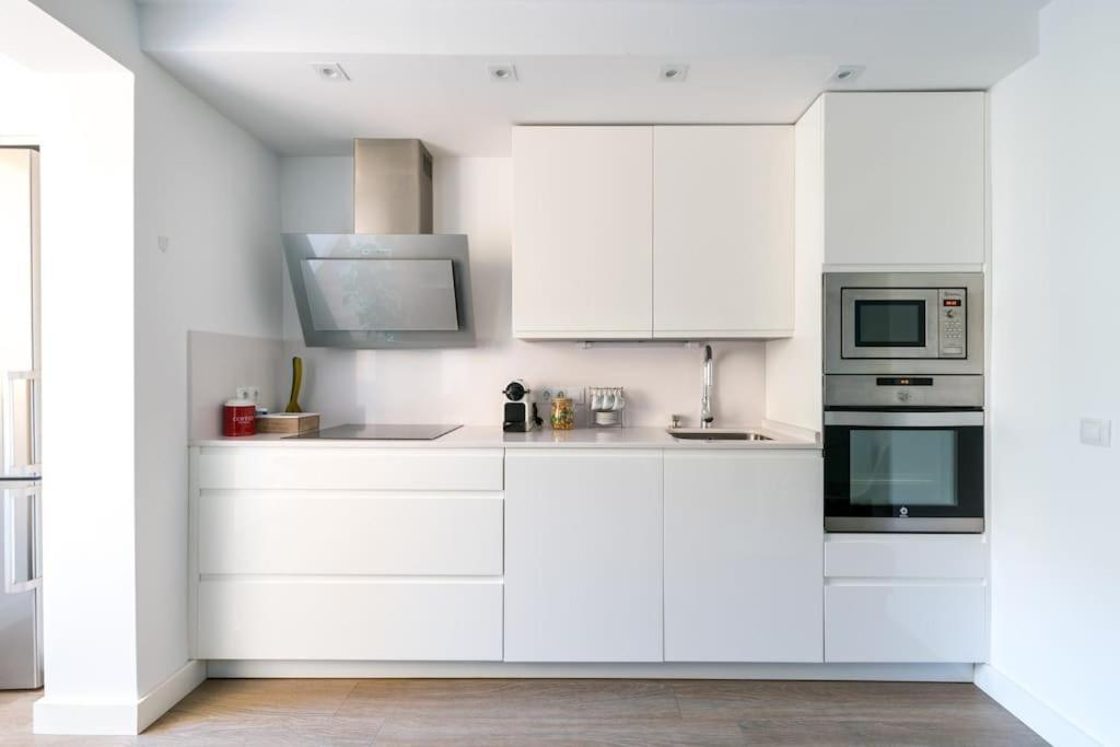 Apartamento Moderno En Triana 2 Dormitorios Y Aire Acondicionado Sevilla Exterior foto